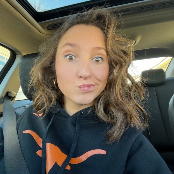 I’m TATIN🤍😘 - Picture 2 of 6